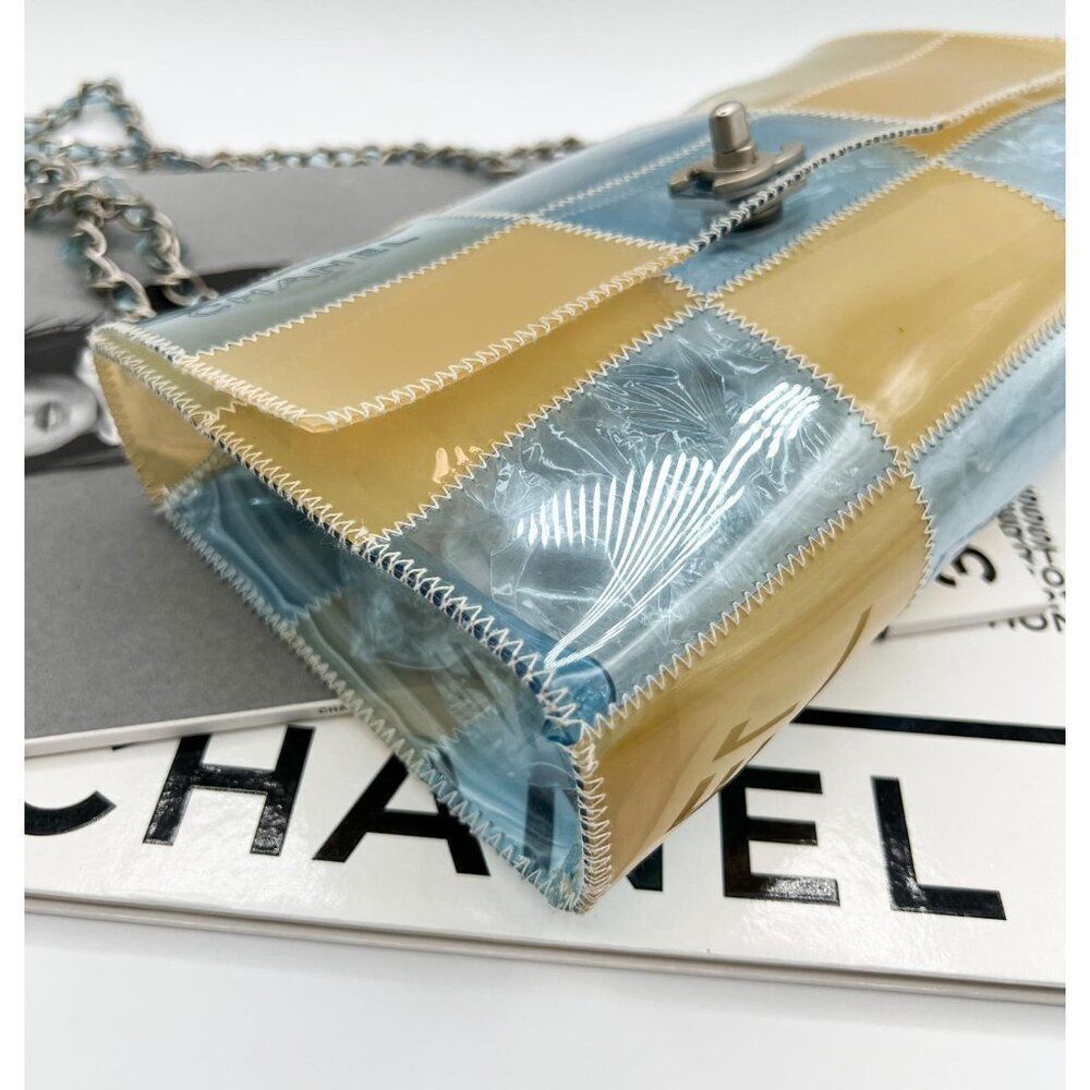 Rare Vintage CHANEL Blue and Beige PVC Stitched Patchwork CC Logo Should… - Picture 11 of 16